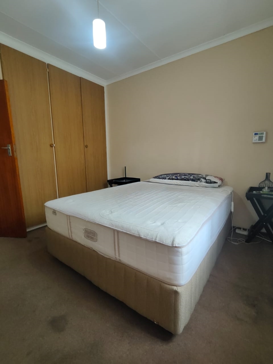 To Let 4 Bedroom Property for Rent in Vaalpark Free State